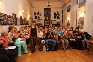 Opening concert - Magdalena Błoch.<br>  On the wall, the exhibition devoted to the Great Artists Halina Czerny-Stefańska and Victor Merzhanov on the occasion of the 20th anniversary of the International Master Courses for Pianists in Wroclaw.